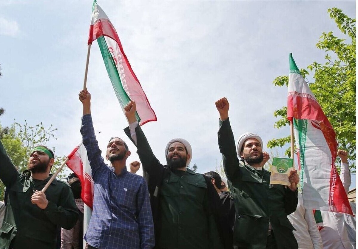 دز حال بروز رسانی طنین وفاداری ملت ولایتمدار در تبریز و سراسر استان