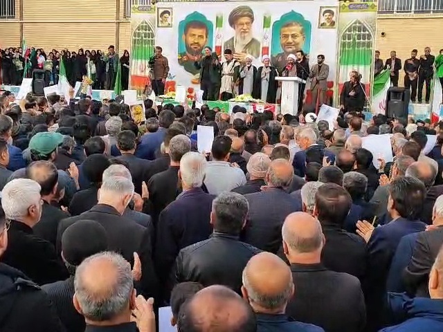فرهنگ بسیجی حکم بمب اتم را دارد؛ خدمات «شهید سلیمانی» برای اعتلای بسیج