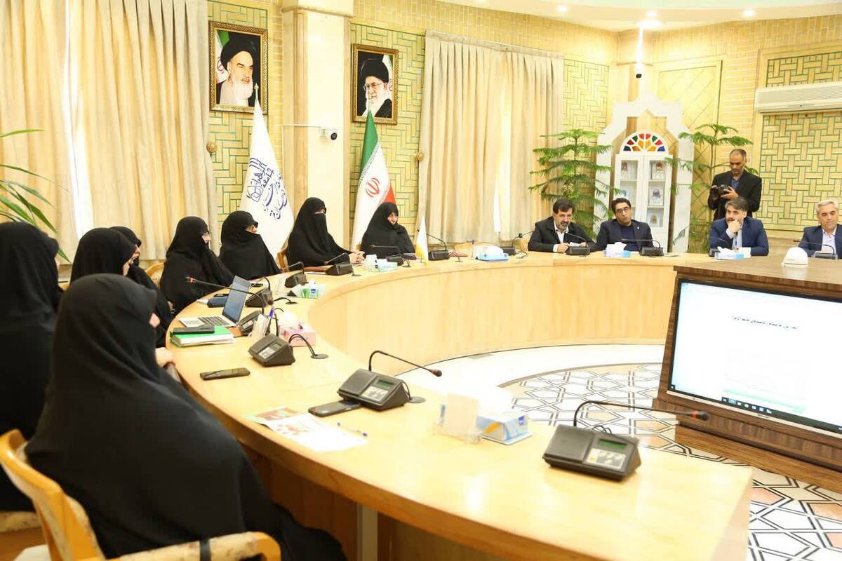 نقش طلاب بین‌الملل در گردشگری فرهنگی قم و ضرورت مهارت‌آموزی برای هویت‌بخشی به بانوان