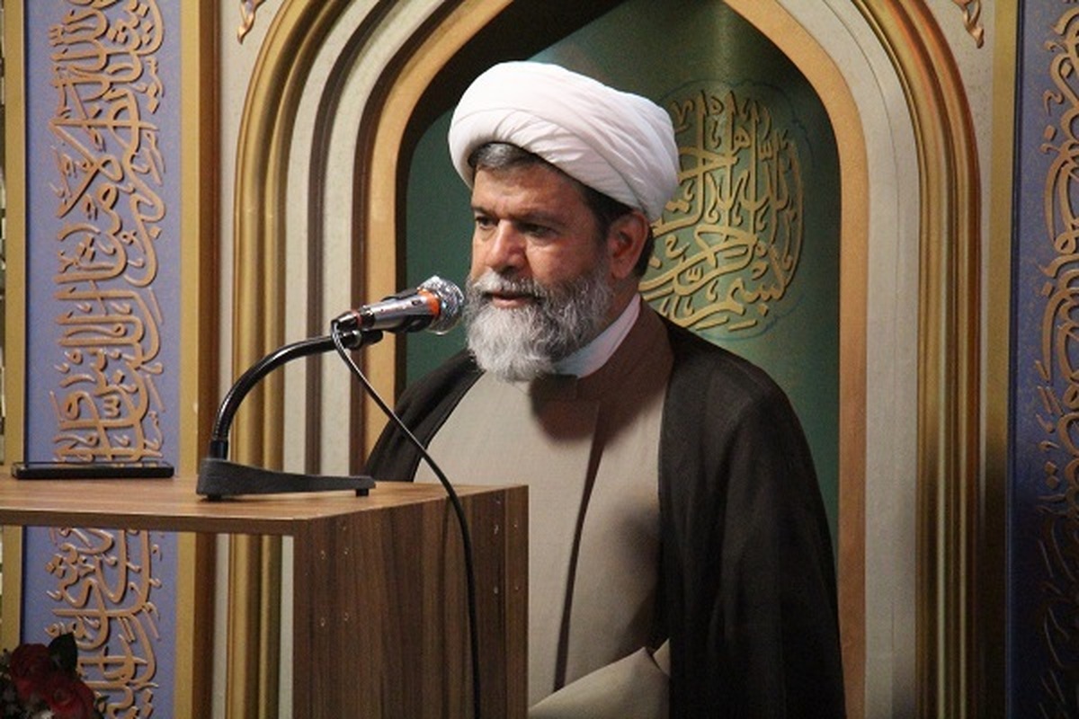 انس با قرآن کریم در حوزه های علمیه تقویت شود