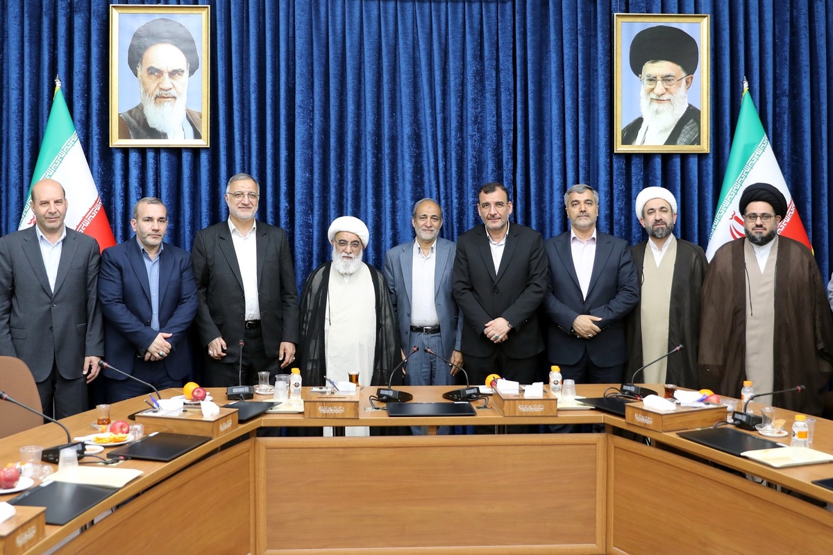 دشمنان میخواهند با تغییر تدریجی ارزشها، فرهنگ اسلامی ما را دگرگون کنند