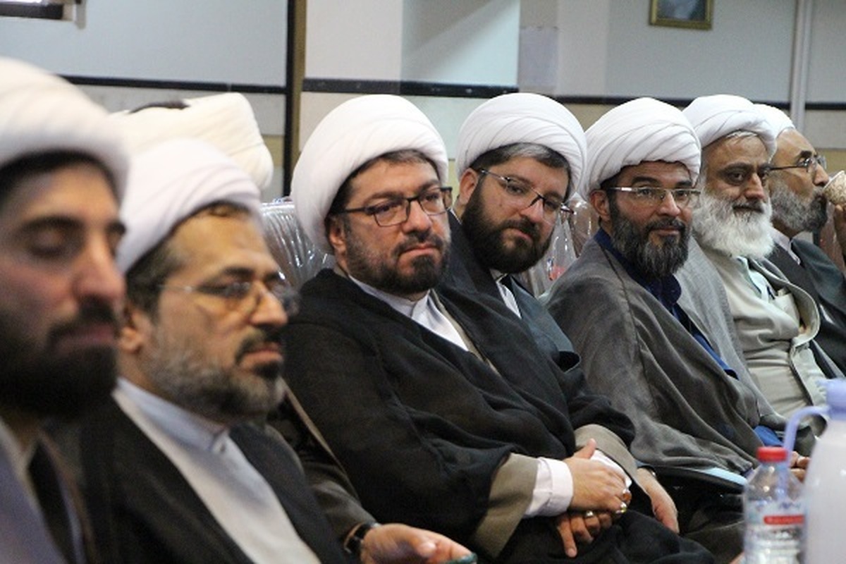 نهادهای حوزوی فارس برای اجرا شدن منشور رهبر انقلاب به میدان آمدند+ تصاویر