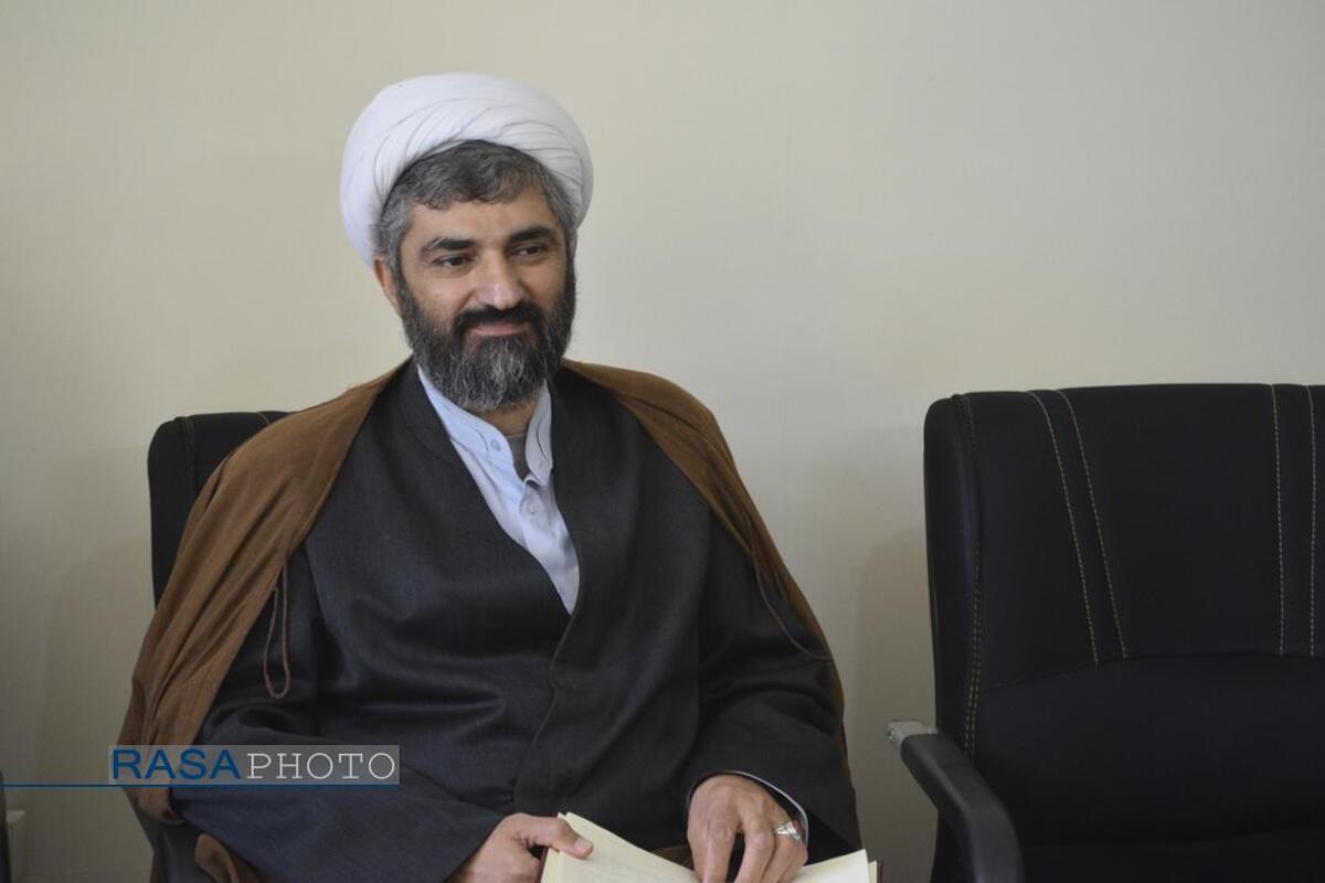 ضرورت مقابله هدفمند با جنگ شناختی دشمن برای ارائه تصویری وارونه از روحانیت