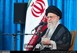 تبیین امام هم احساسات را هدایت می کرد هم با استدلال عقل ها را قانع می کرد