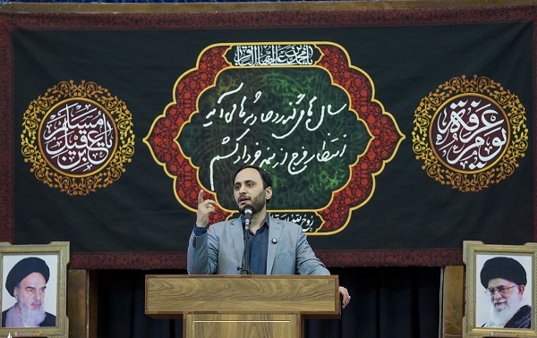 مراسم بزرگداشت شهدای قیام خونین ۱۵ خرداد و چهلمین روز شهدای بندر شهید رجایی در شیراز+تصاویر