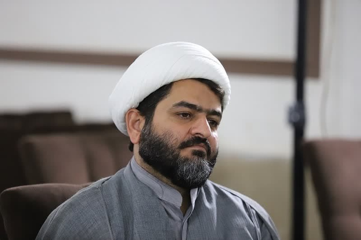 فهم چرایی، چگونگی و تثبیت پیشرانی در عصر قدرت نرم مهمترین وظیفه حوزه، اساتید و طلاب است
