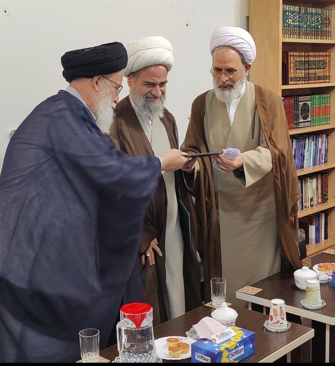 تقدیر آیت الله اعرافی از اساتید فقه معاصر