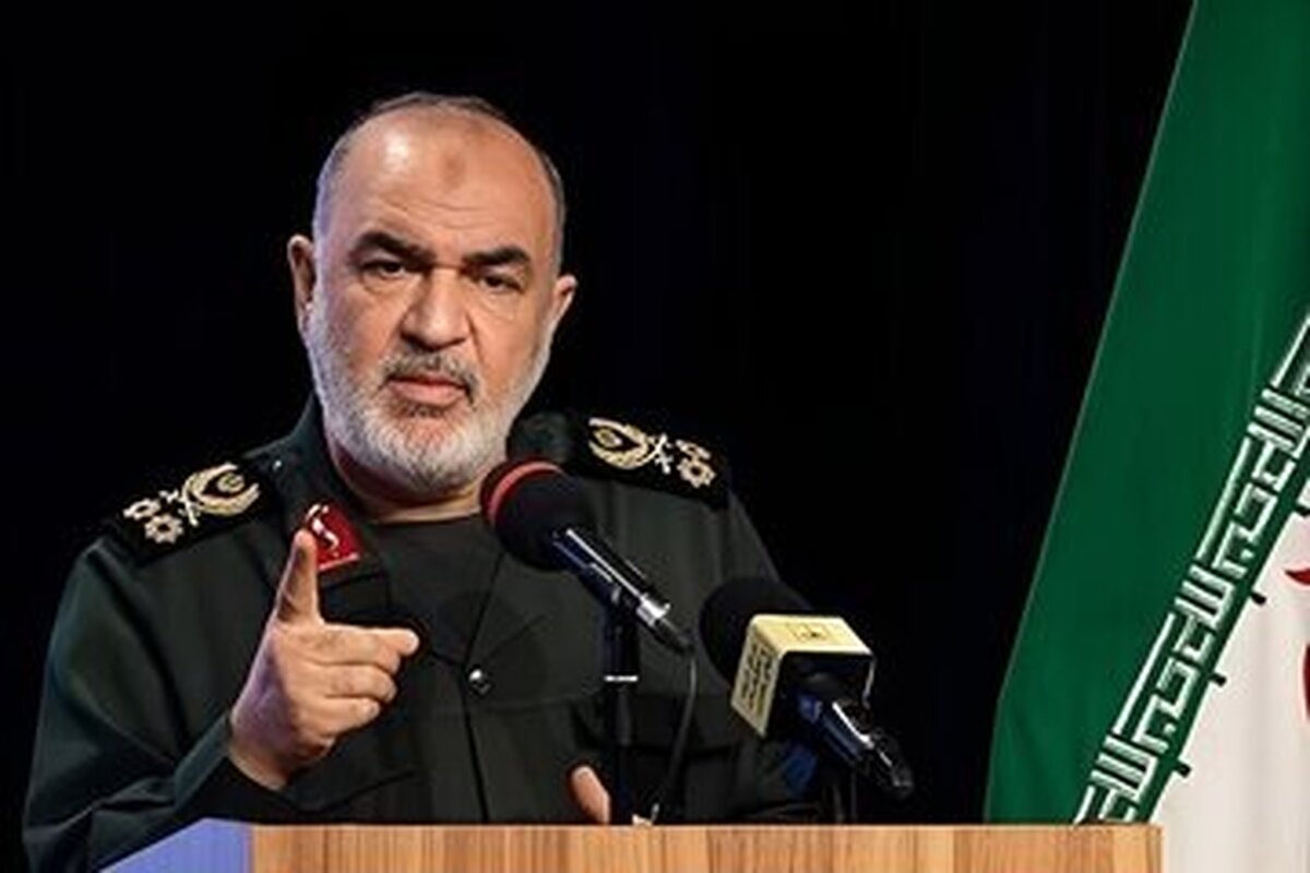 مقابله امروز ما با آمریکا ادامه دفاع مقدس است