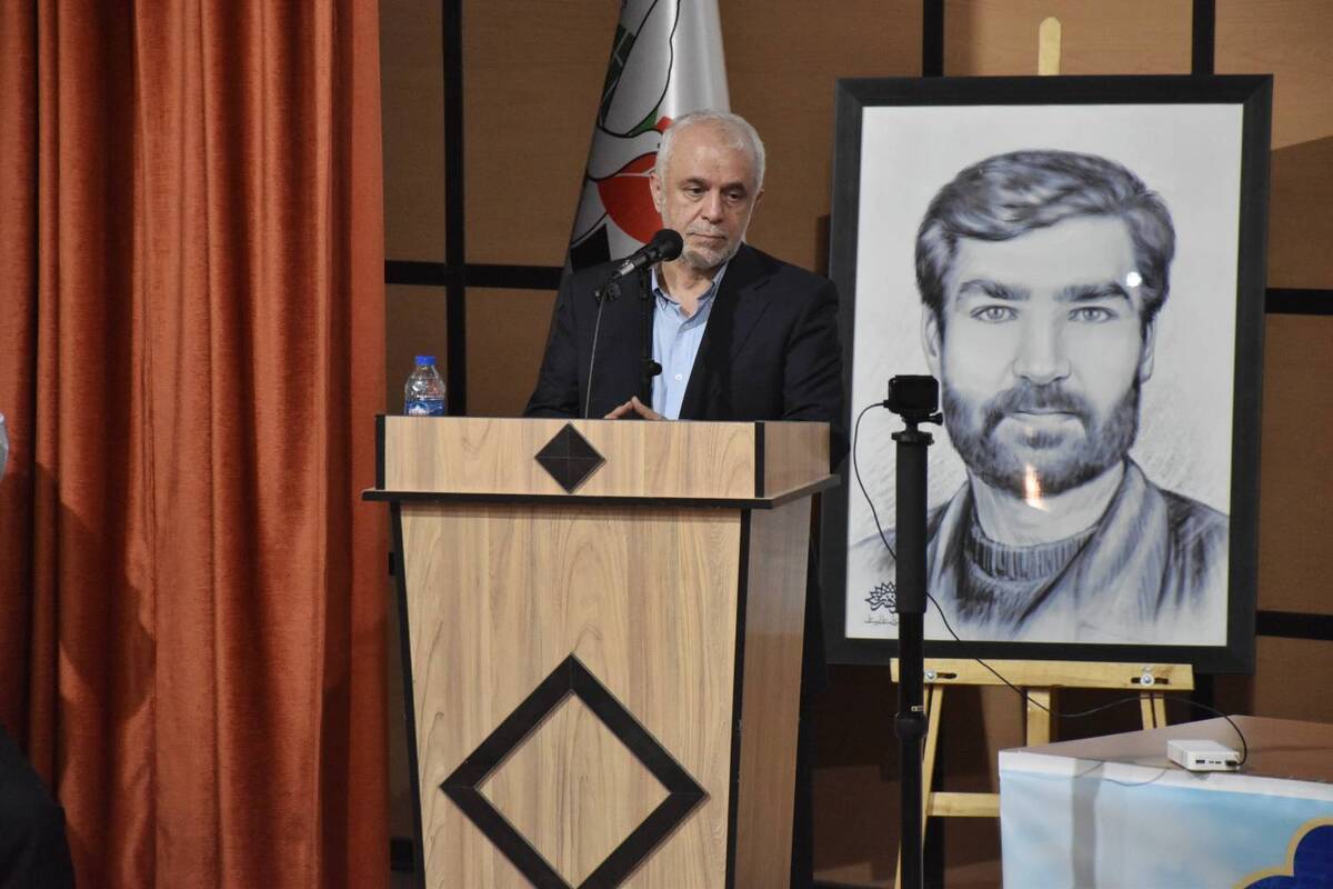 شهادت ۶۸ دانشآموز بروجردی زیر بمباران از مصادیق جنایات جنگی است