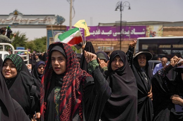از فریاد انتقام خواهی تا حمایت از نیروهای مسلح از فریاد انتقام خواهی تا حمایت از نیروهای مسلح