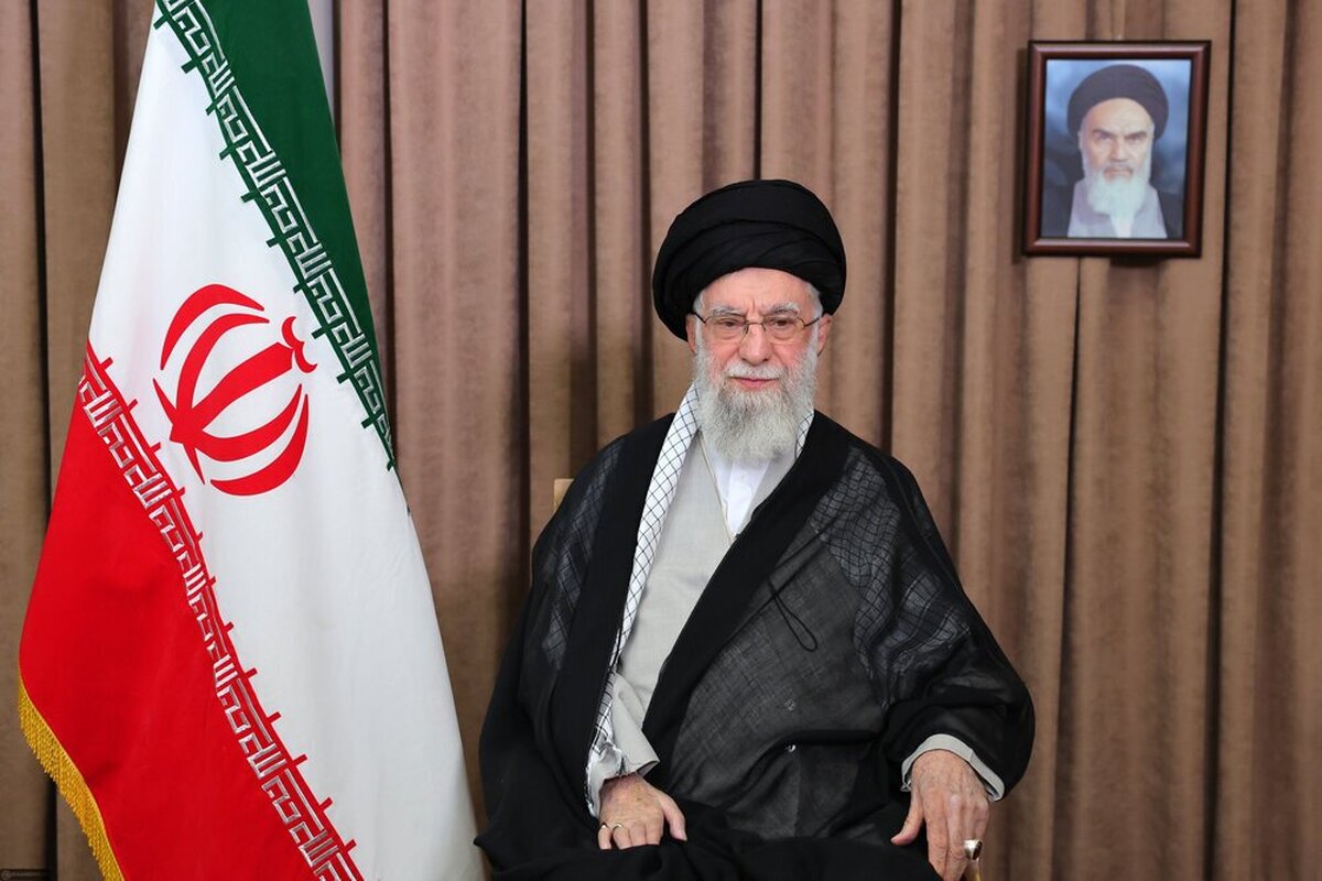 تعرض به جایگاه مرجعیت، آتشفشانی برپا خواهد کرد که آمریکا و صهیونیستها را میسوزاند