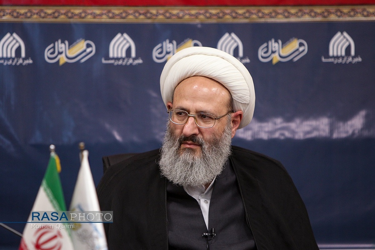 پیام تسلیت آیتالله فقیهی به مناسبت درگذشت حاج حسین معینیپور