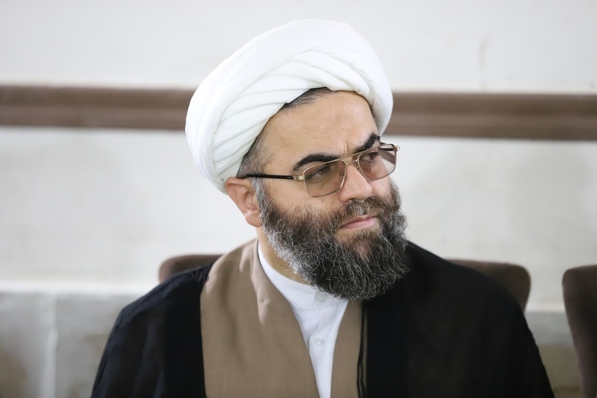 حفظ روحیه انقلابی و جهادی برای حوزه‌های علمیه اوجب واجبات است