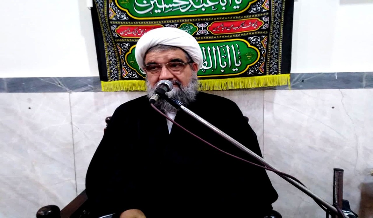 زیارت عاشورا حسین شناسی است