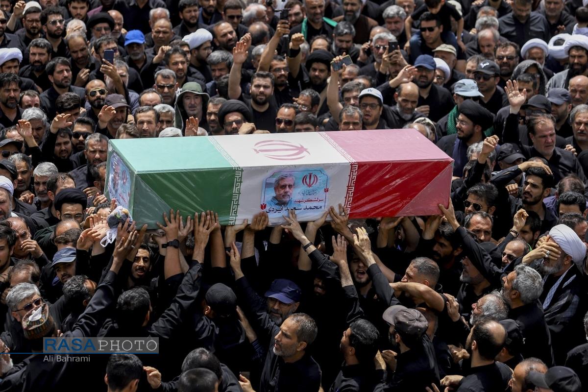 تشییع باشکوه پیکر سرلشکر شهید محمدسعید ایزدی (حاج رمضان) در قم