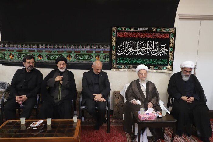 برگزاری باشکوه مراسم تاسوعای حسینی در دفاتر مراجع عظام تقلید/م
