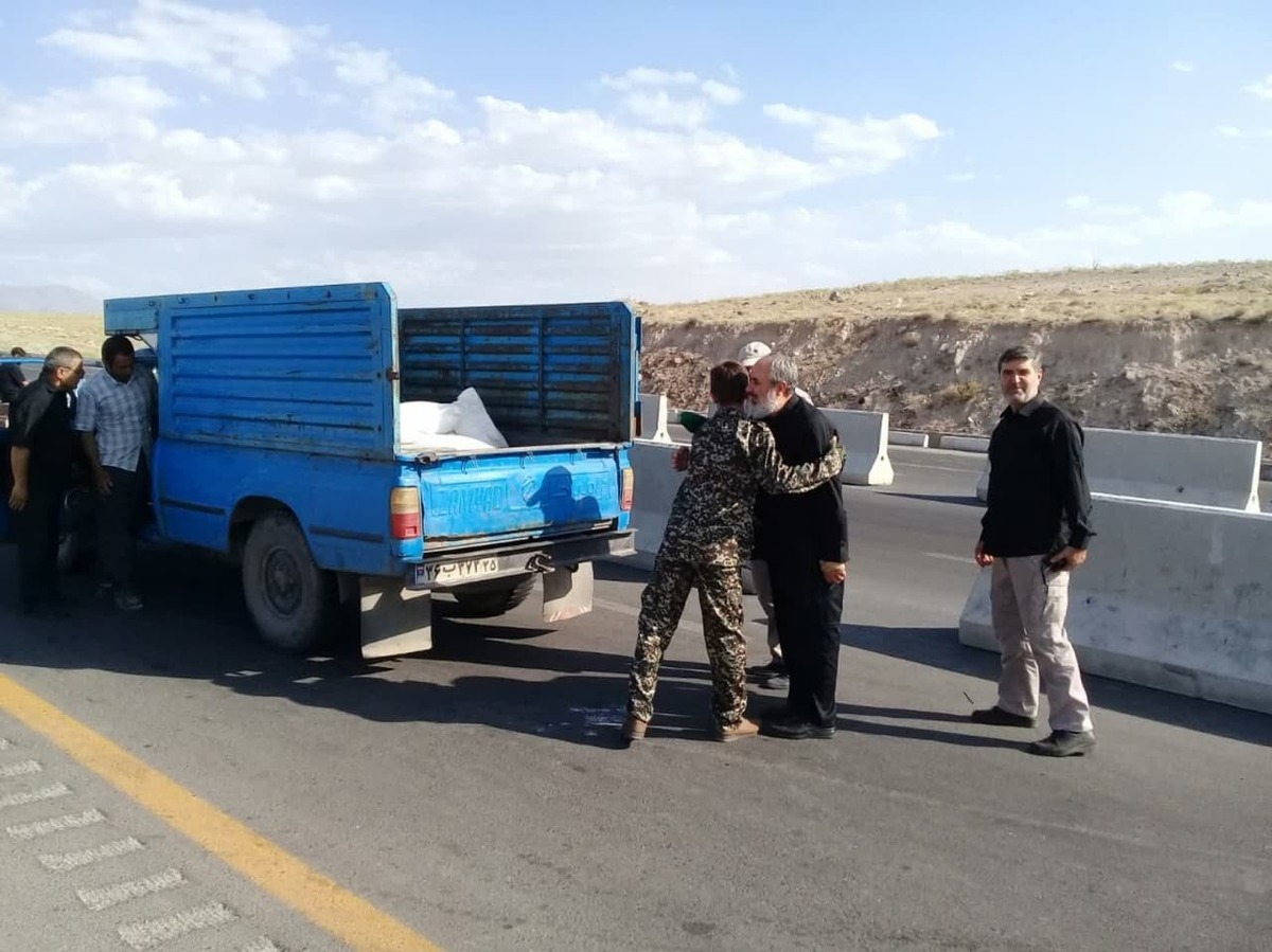 حضور میدانی مسئول نمایندگی ولی فقیه در سپاه عاشورا در جمع رزمآوران بسیجی شهر سهند