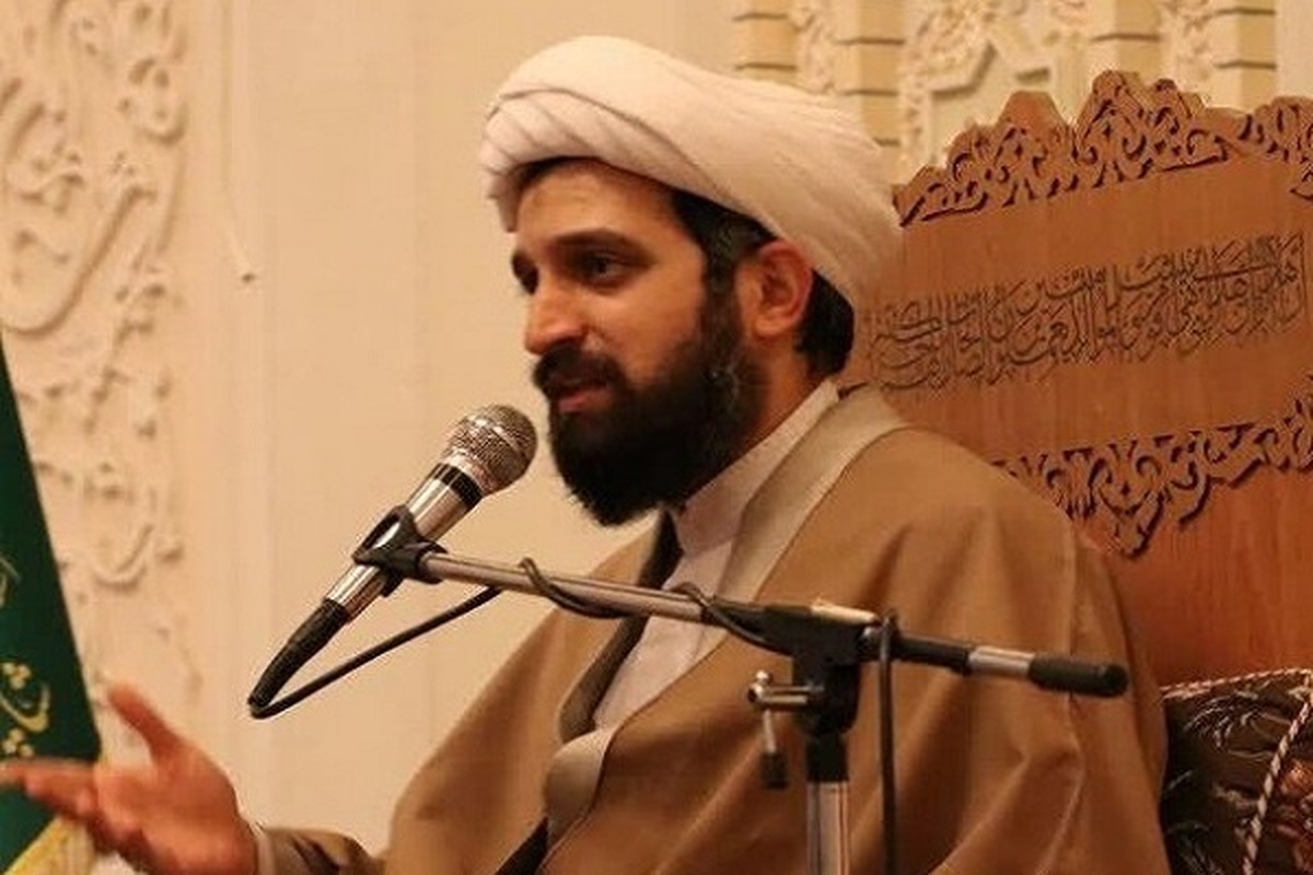 ملت ایران با اقتدا به مکتب امام حسین پیروز خواهد بود