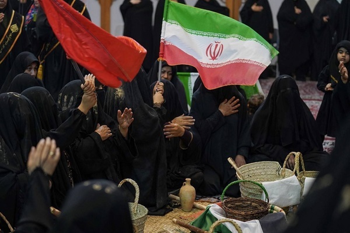 مراسم عزاداری بانوان شیراز در حرم مطهر شاهچراغ برگزار شد