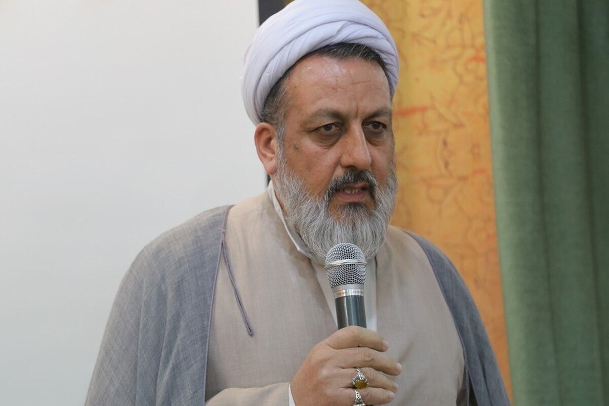 ضرورت بیان مسائل بر اساس منابع اصیل و دقیق برای مردم
