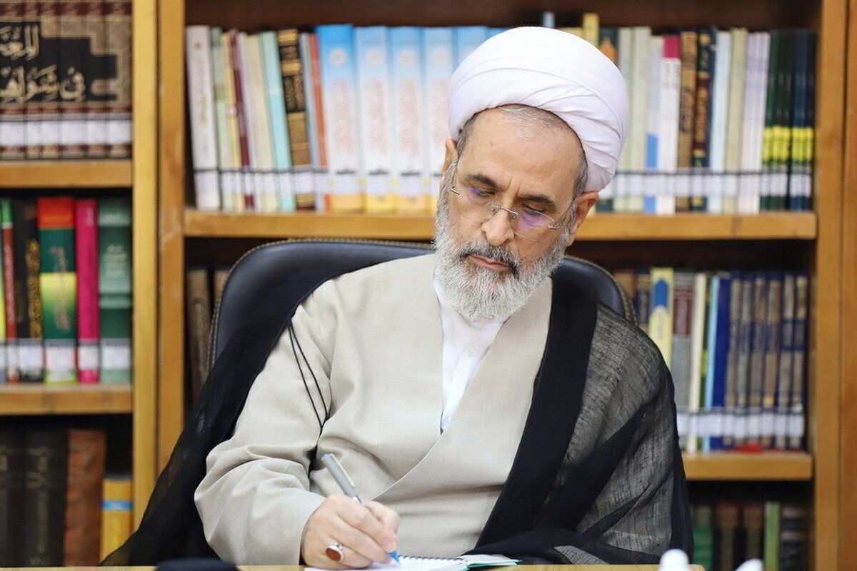 تبریک و تسلیت آیت الله اعرافی درپی شهادت حجتالاسلام نیازمند و خانوادهاش