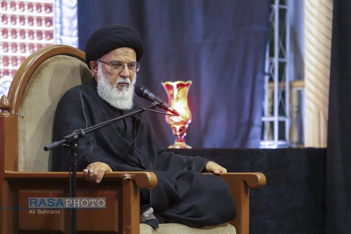 بیتاللهالحرام قبله امتساز الهی است/ امپراتوریهای مادی در آستانه فروپاشیاند