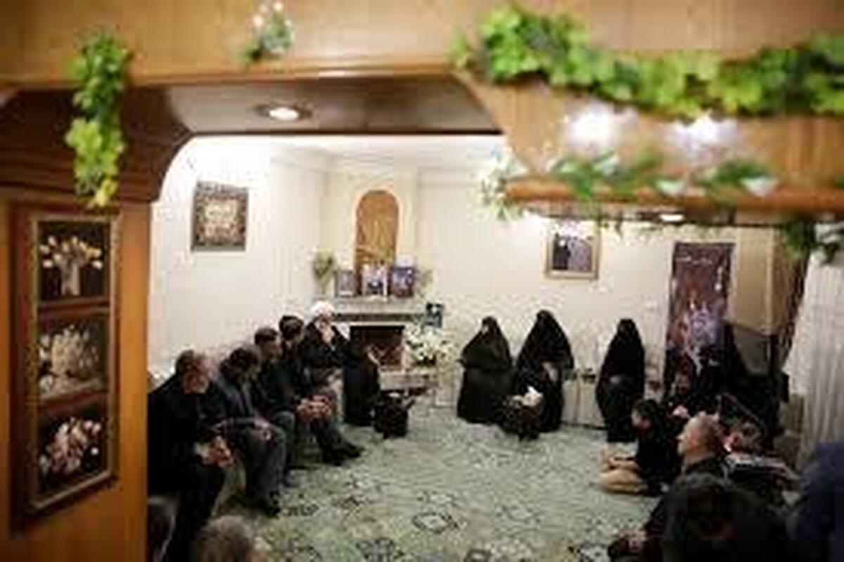 دیدار تولیت آستان قدس رضوی با خانواده شهید مجتبی عرفانیان