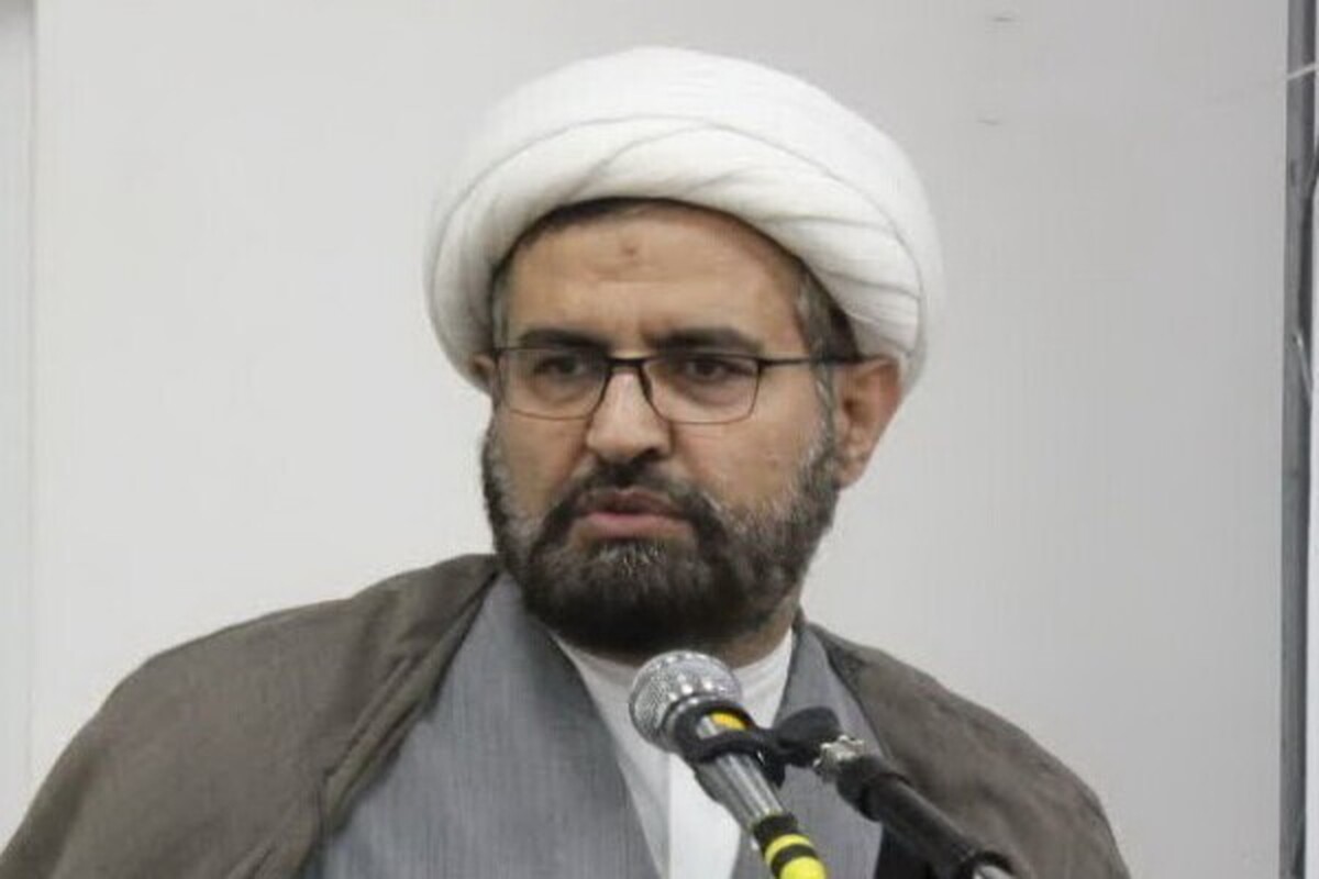 حفظ قرآن مقدمه‌ای برای شکل‌گیری جامعه قرآنی است