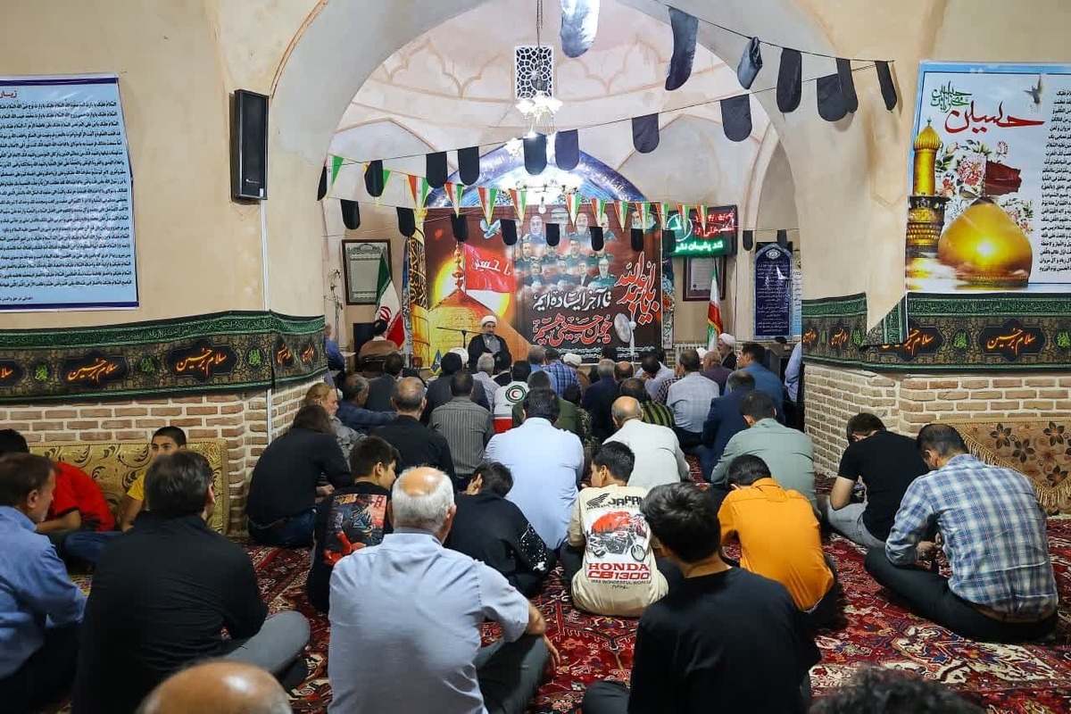 برگزاری یادواره شهدای اقتدار در شهرستان شبستر