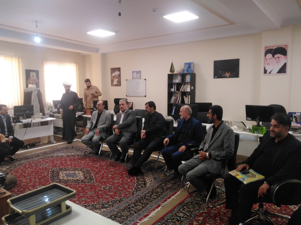 حضور استاندار قم در خبرگزاری رسا به مناسبت روز خبرنگار