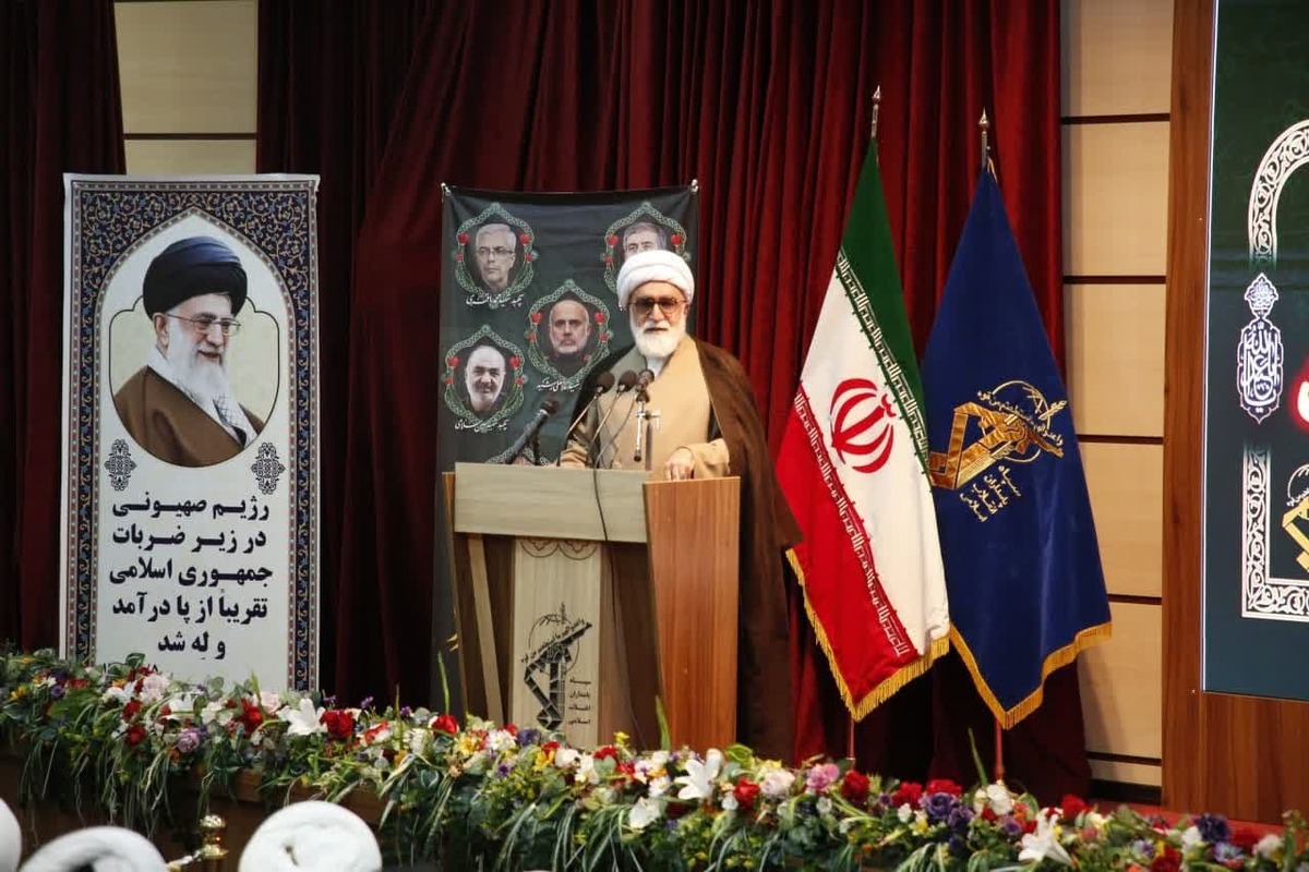 ایجاد تردید در خصوص نحوه تصمیمگیری رهبر انقلاب ظلم بزرگی به ایشان است