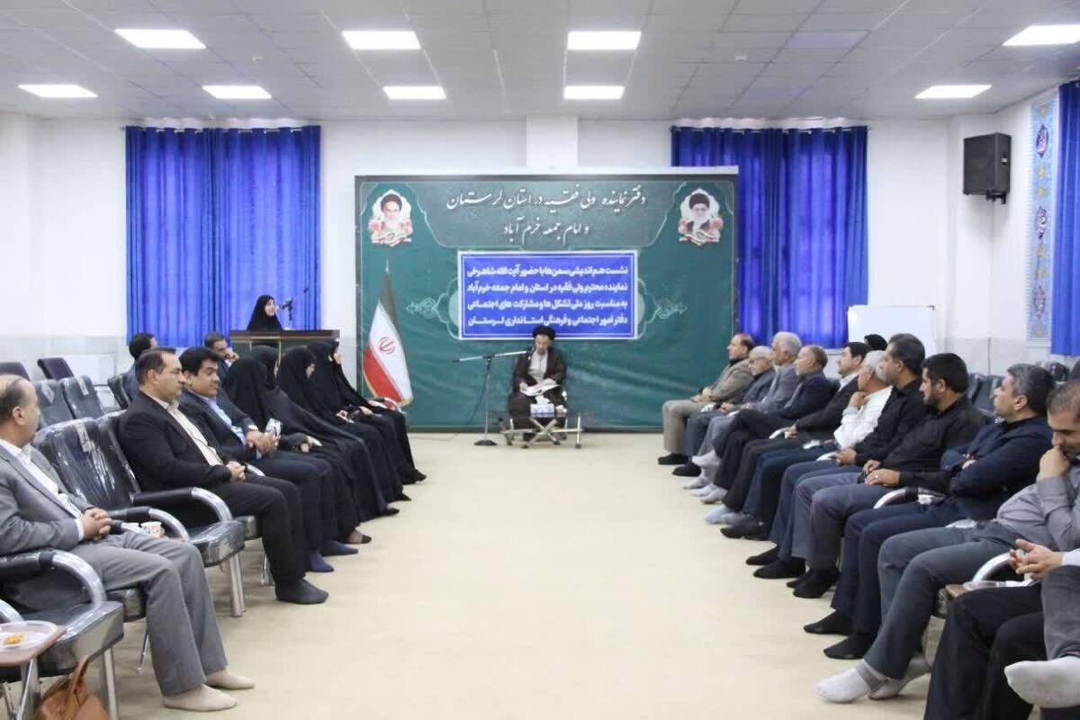 پیروزی و تداوم انقلاب اسلامی نتیجه مشارکتهای مردم نهاد است