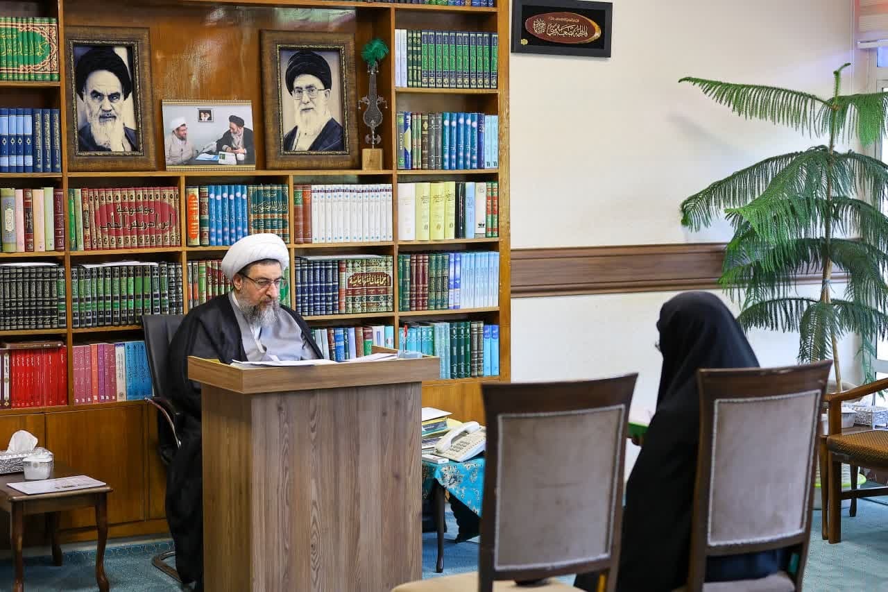دیدار هفتگی مردم با امام جمعه تبریز برگزار شد+ تصاویر
