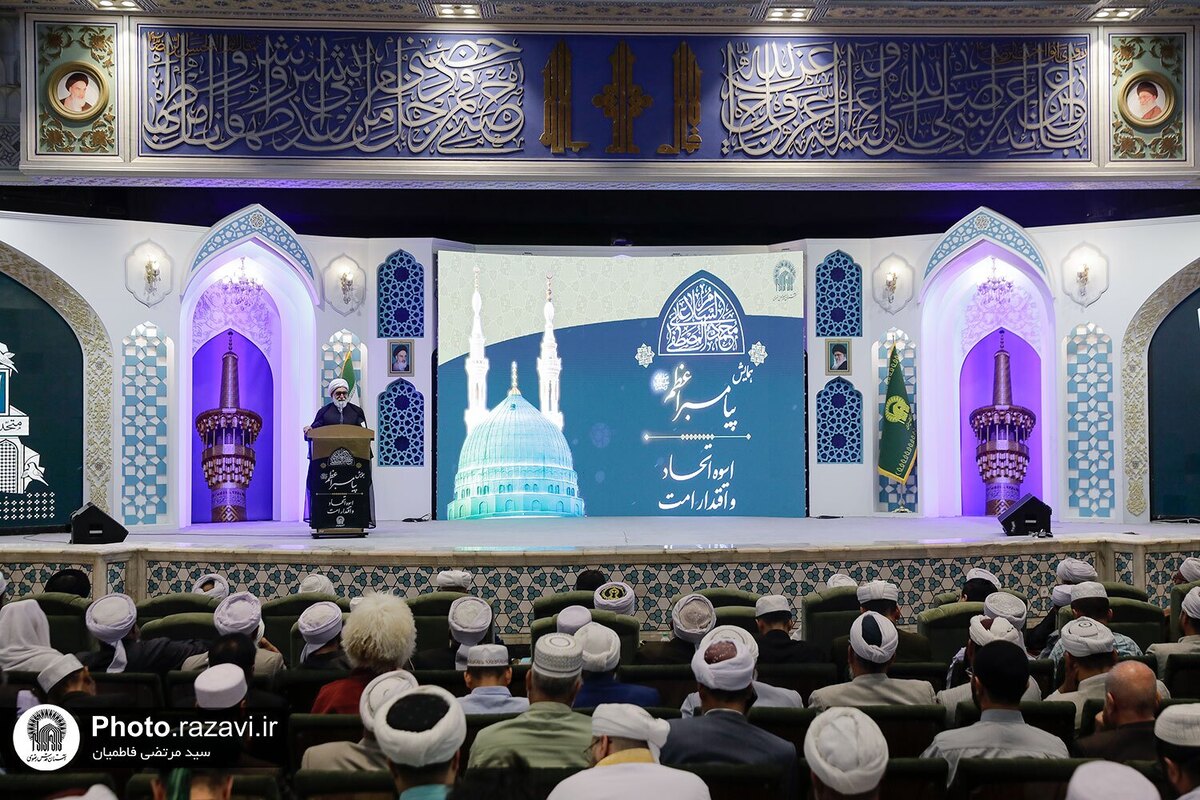هر اقدامی علیه اتحاد مسلمانان، خیانت به اسلام و پیامبر است