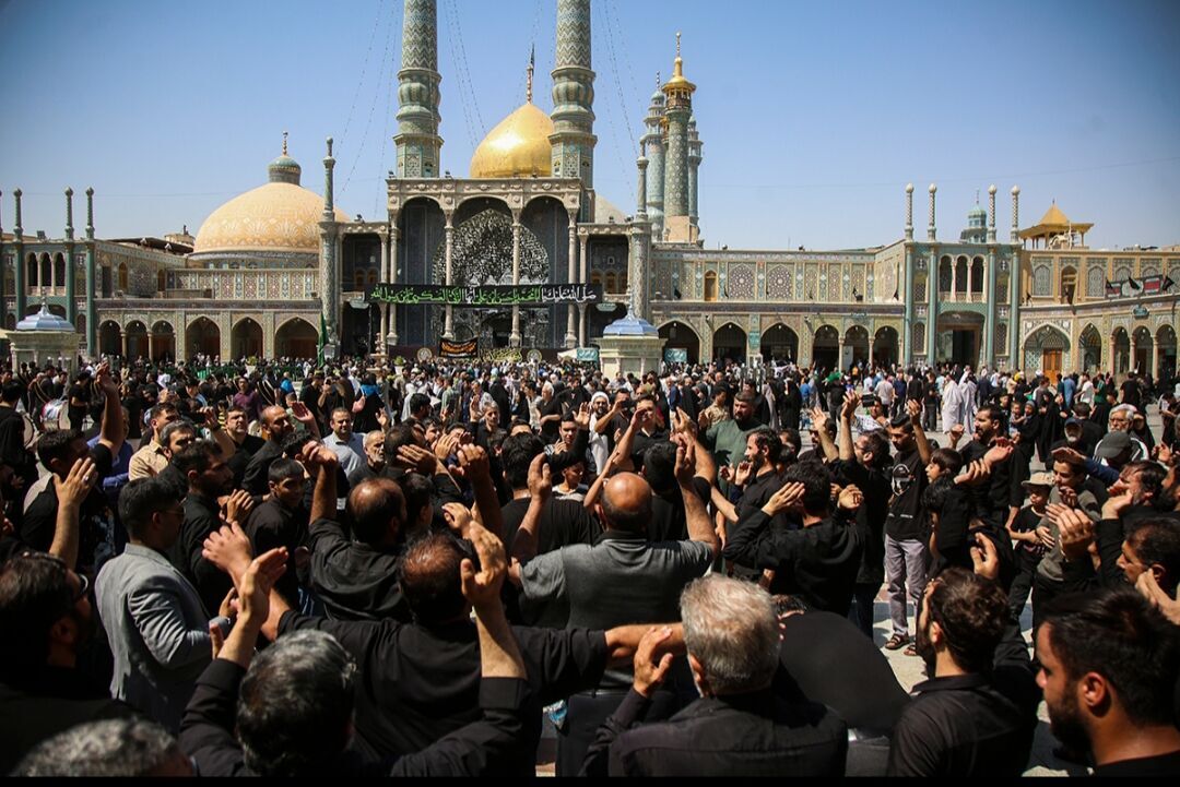 برگزاری مراسم عزاداری شهادت امام حسن عسکری در بیوت مراجع