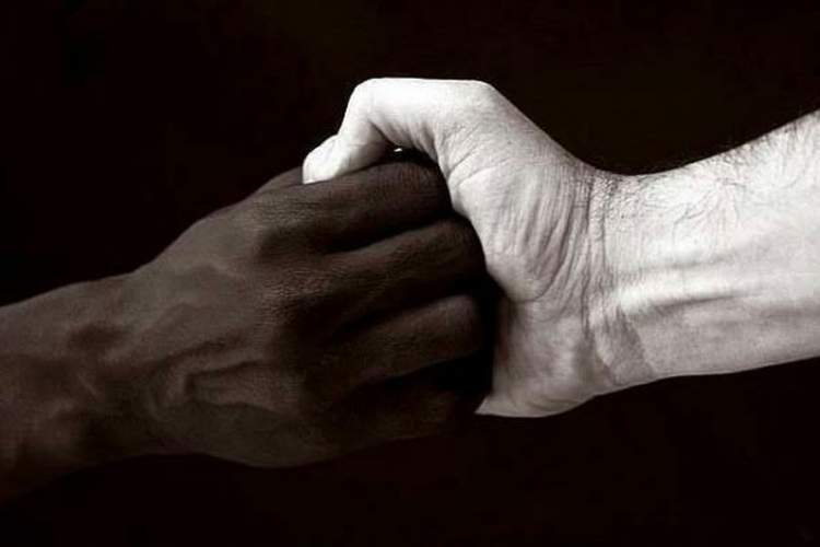 شکاف نسل‌ها و دگرگونی هنجارها؛ جامعه در مسیر تساهل‌گرایی