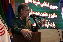 امروز دشمن برای انتقام از پایداری مردم بر جنگ اقتصادی و روانی متمرکز است