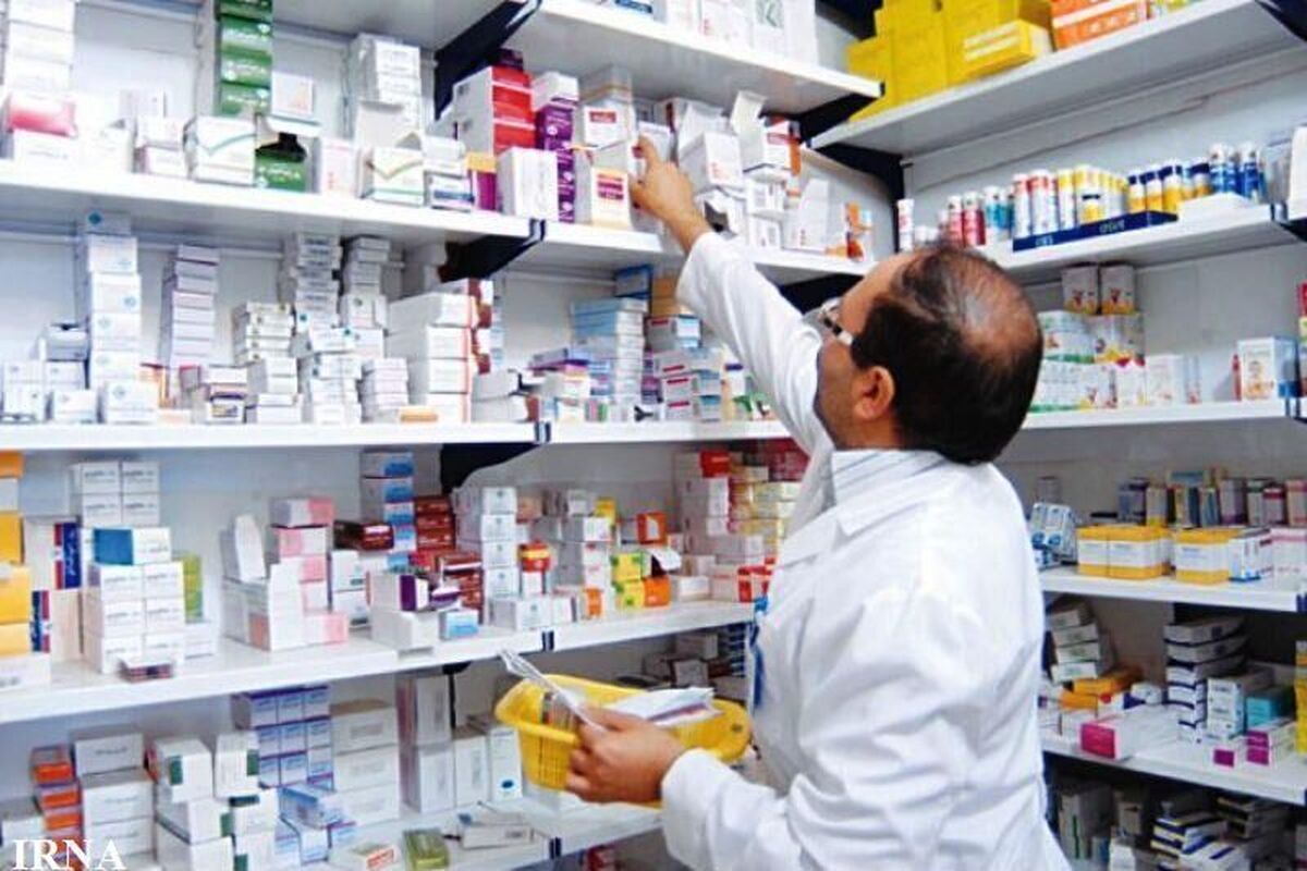 فعالیت داروخانهها در غیاب مسئول فنی تخلف است