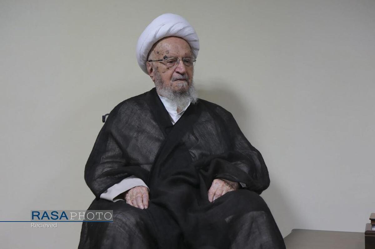 اندیشمندان اسلامی به دنبال راهکارهای عملی و پایدار برای تحقق وحدت باشند