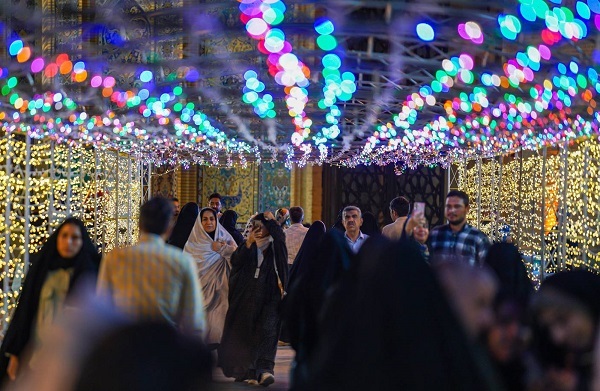 حرم مطهر شاهچراغ میزبان جشن میلاد پیامبر مهربانی ها و امام صادق+تصاویر
