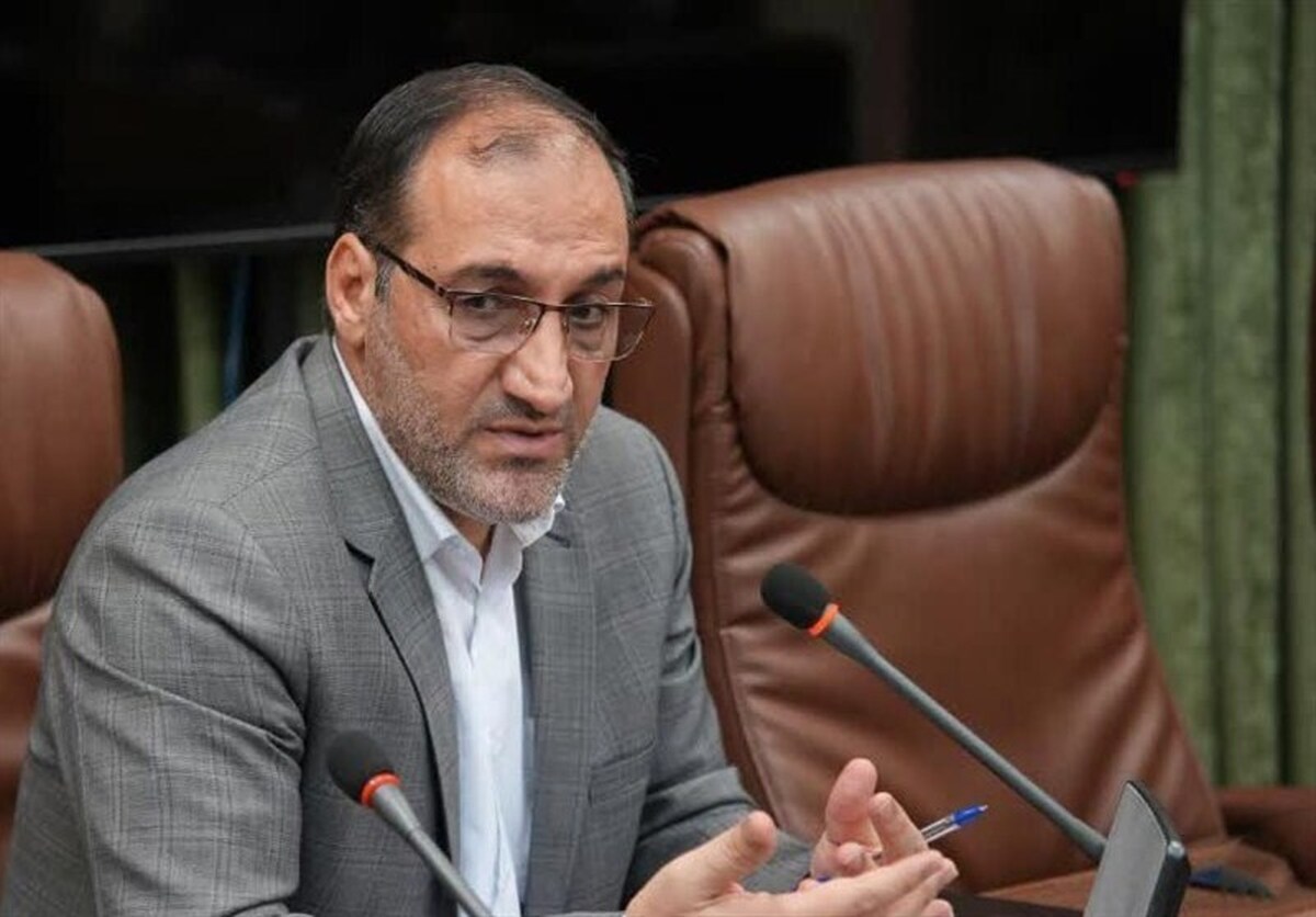 دانشگاه ایرانی به فرودگاه نظریات غربی بدل شده است