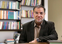 تجویز تعطیلی غنی‌سازی و موشکی، ساده‌لوحانه و ابلهانه است