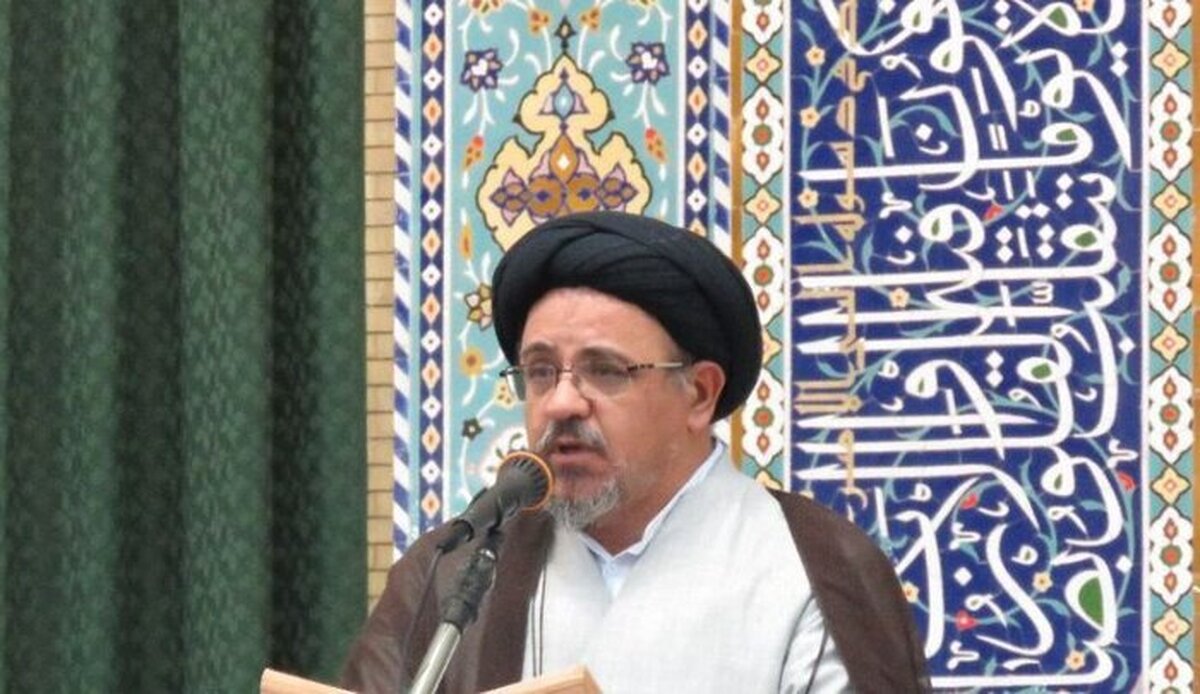 نقش بی‌بدیل معلمان در تربیت نسل انقلابی