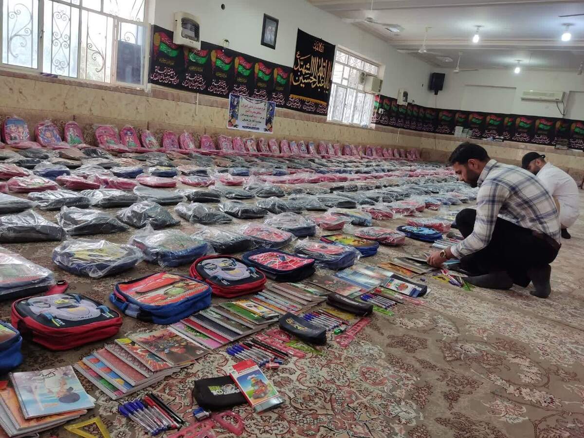 توزیع ۲۰۰۰ بسته نوشت‌افزار در مناطق عشایری اهر