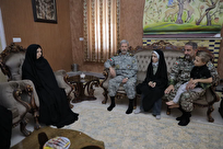 دیدار سرلشکر حاتمی با خانواده شهدای پدافند و نیروی هوایی