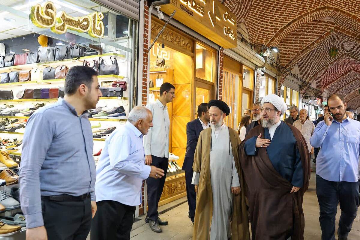 بازدید نماینده ولیفقیه در آذربایجان شرقی از بازار تاریخی تبریز
