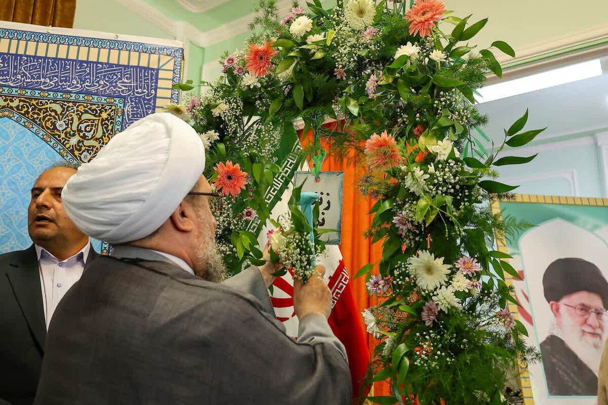 آینده کشور به دست نوجوانان پرنشاط و امیدوار رقم می‌خورد