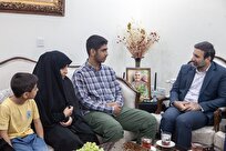 درخواست از فرزند شهید برای تداوم راه پدر با پیوستن به ناظران انتخاباتی