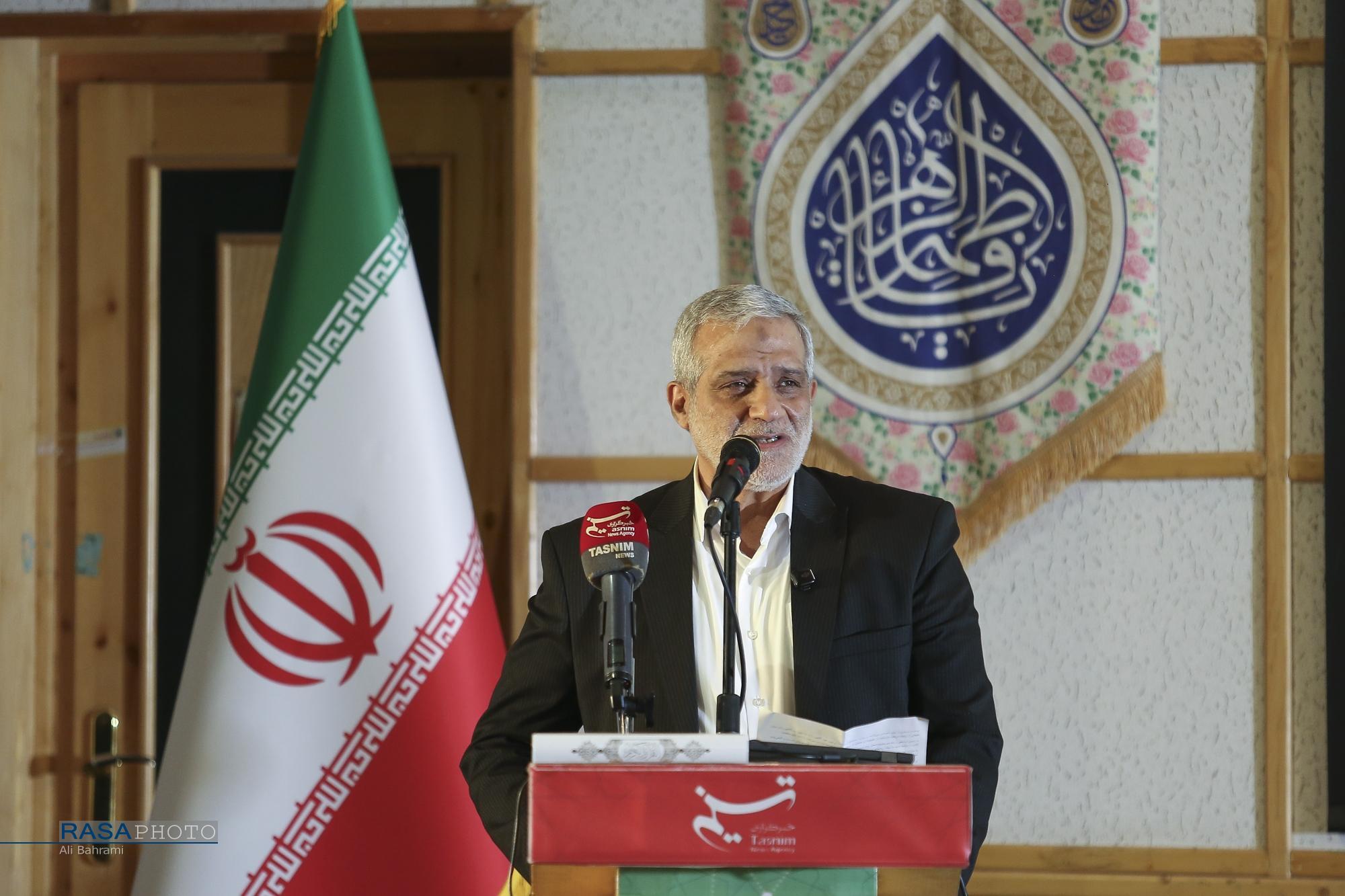 گزارشی از آیین رونمایی صفحه «حوزه و روحانیت» خبرگزاری تسنیم