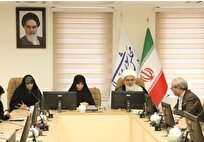 نقش زن در خانواده مورد توجه و بازخوانی قرار گیرد